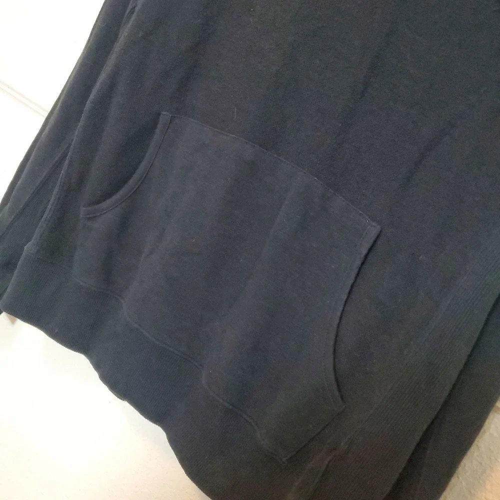 21 MEN Men's Black Pullover Hoodie Sweatshirt XL Pouch Pocket Hooded Activewear